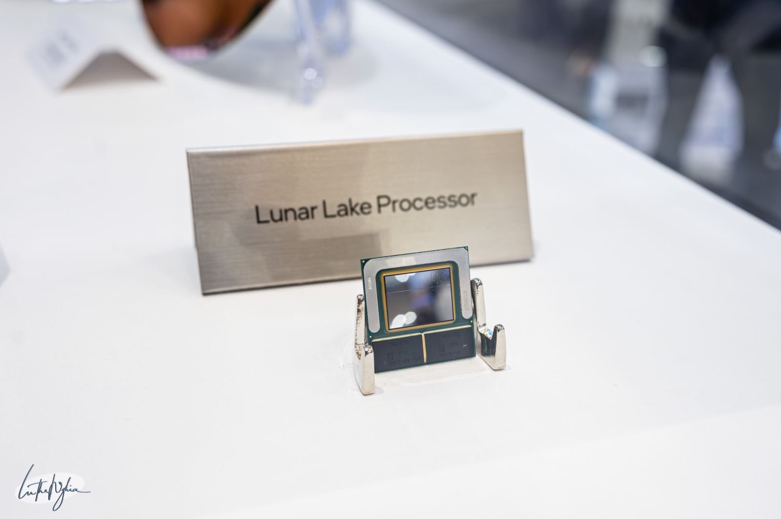 Intel Lunar Lake sẽ “kịp chuyến đò” tháng 9/2024, Arrow Lake tiếp bước theo sau